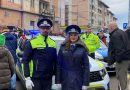 Polițiștii prezenți la parada militară și în mijlocul sucevenilor de ziua națională a României au captivat publicul. Sute de copii au putut afla din tainele muncii de poliție și au explorat autosepcialele în cadrul expoziției de tehnică